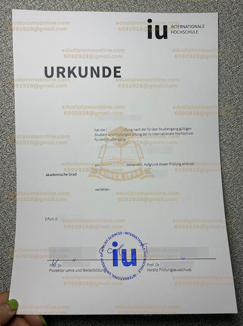 IU Internationale Hochschule Urkunde